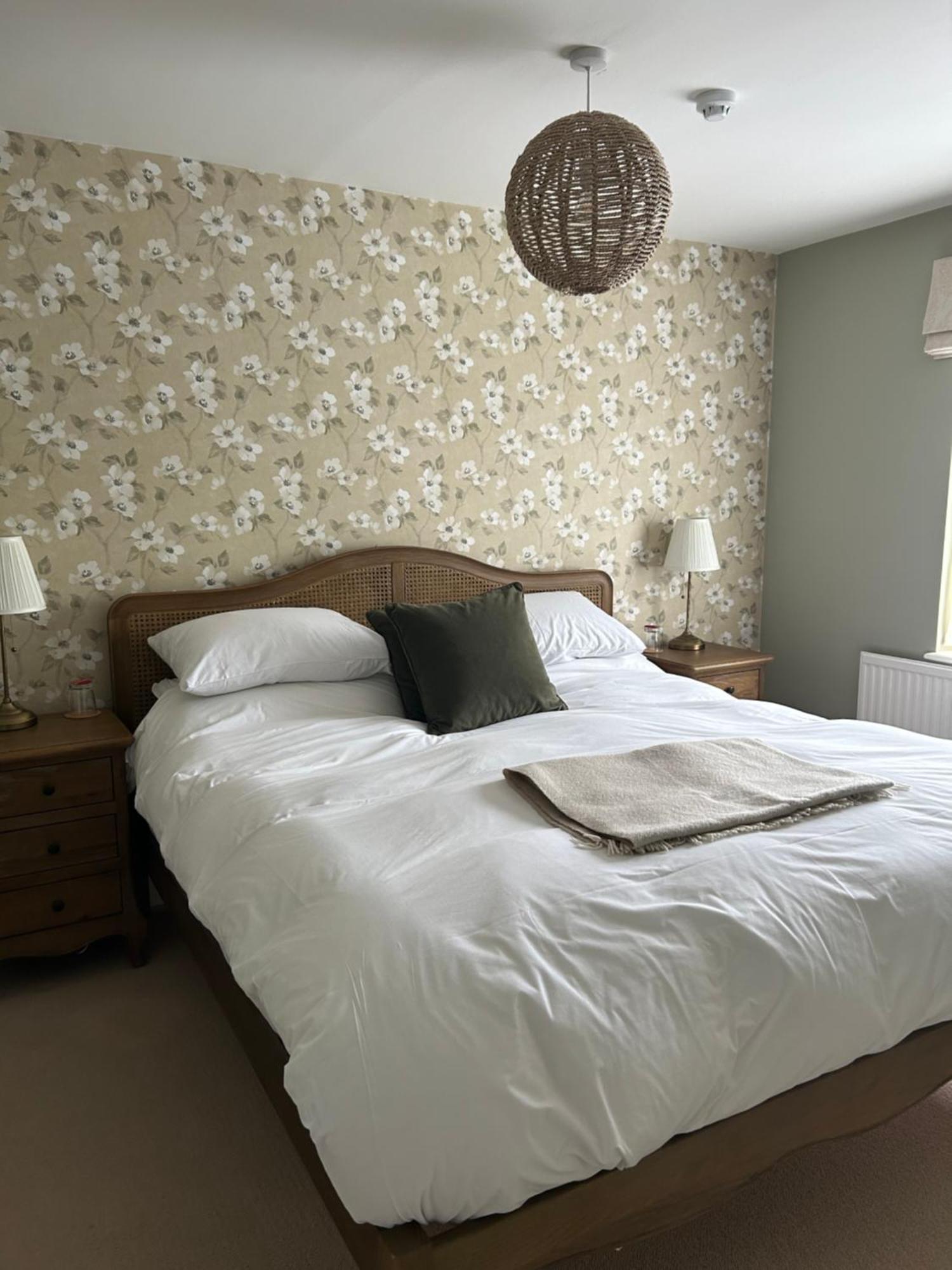 The White Horse Hotel